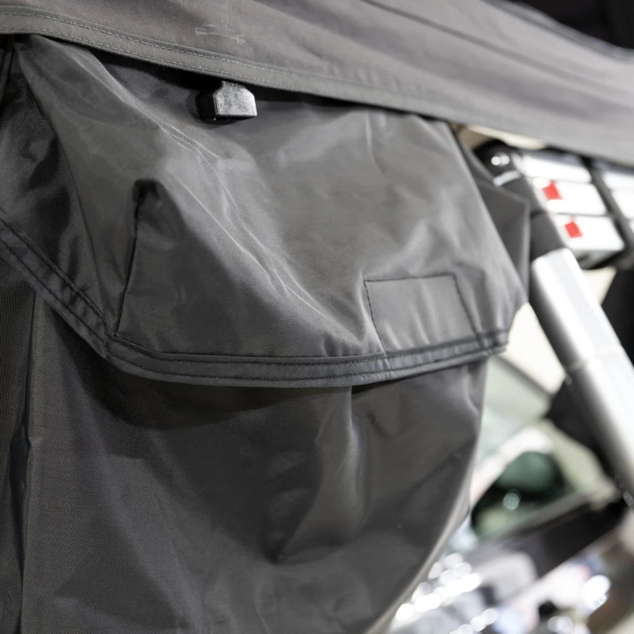 Dometic Inflatable Roof Tent TRT 140 AIR 9 Dometic Inflatable Roof Tent TRT 140 AIR - Billede 7